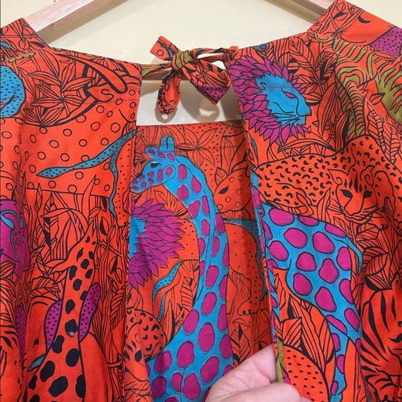 Vintage Design House Open Tie-Back Square Neck Hidden Safari Animal Top Shirt - Picture 13 of 15